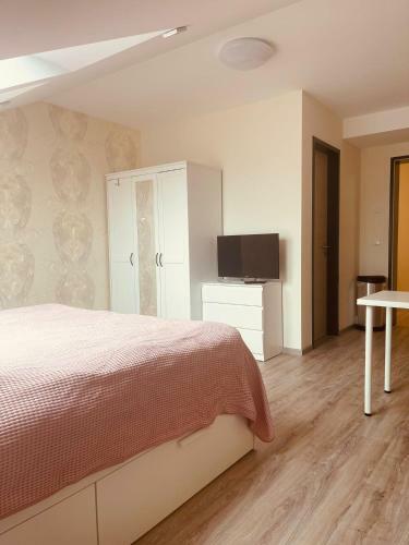 Doppelzimmer Mit Dusche Und Minik�che