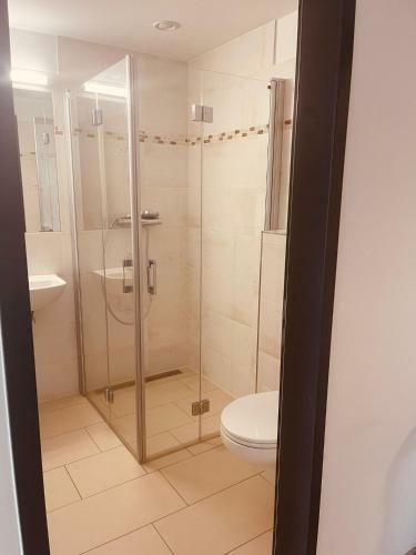 Doppelzimmer Mit Dusche Und Minik�che