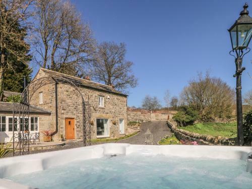 Cunliffe Barn, Shipley