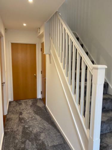 Riverside Townhouse, Only 20 Minutes From Brighton And Worthing