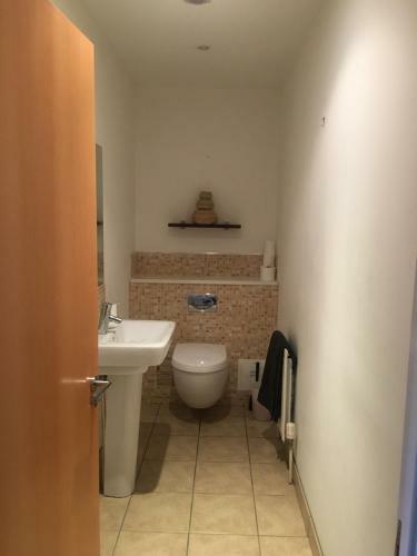 Riverside Townhouse, Only 20 Minutes From Brighton And Worthing
