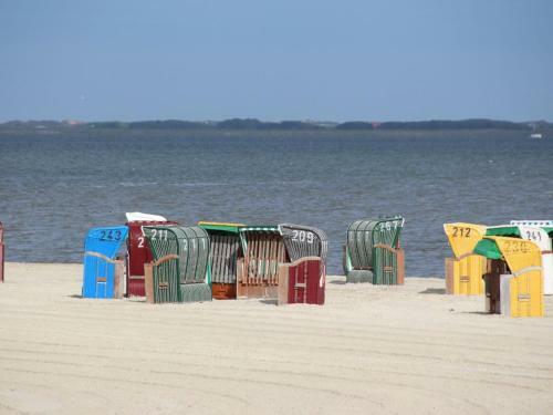 Holiday Home Krabbe Dornum - Dns01105e-f
