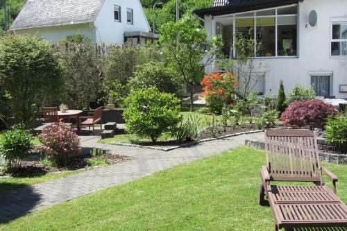 Hostal Pension Zum Rothaarsteig