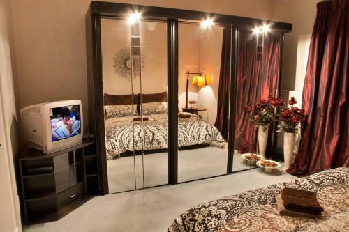 Lion Homestay Munich