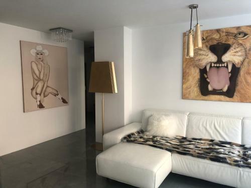 Luxurious 2 Bedroom Apartment Old City