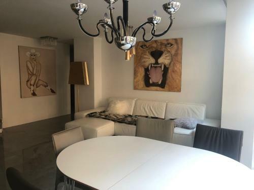 Luxurious 2 Bedroom Apartment Old City