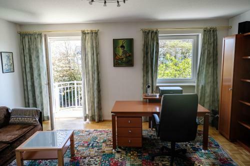 Ganzes Haus M�bliert M�-lerchenau