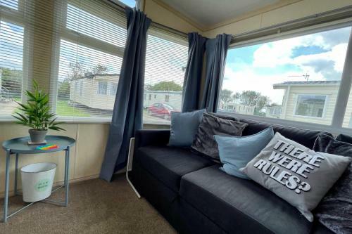 Modern Holiday Home #skipsea Sands Static Hire