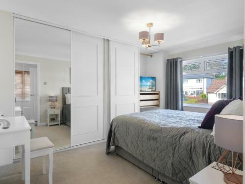 Sid Valley View - Scenic End Of Terrace Town House