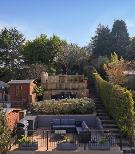 Sid Valley View - Scenic End Of Terrace Town House