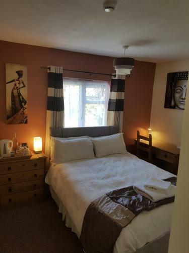Bed & Breakfast Riverside Guest House