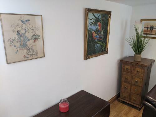 Whitby Apartment Retreat