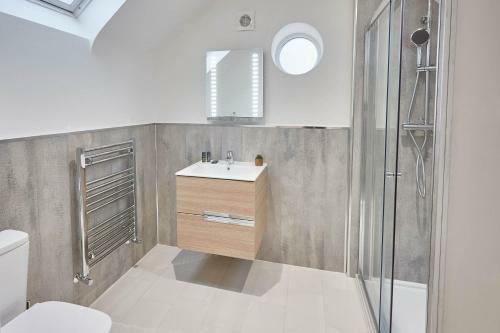 Host & Stay - Uggleby House
