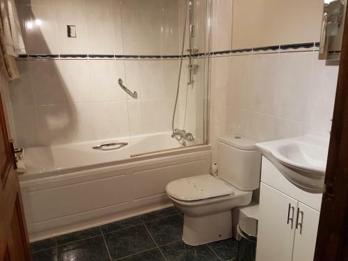 Hostal Cross Swords Inn, Skillington