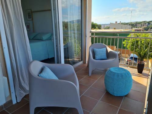 S'agar� Apartment With Sea Views And Pool