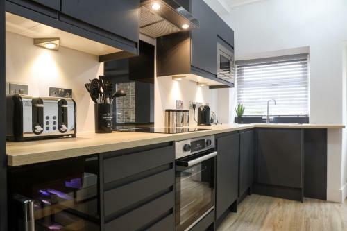 Host & Stay - Beam End Cottage