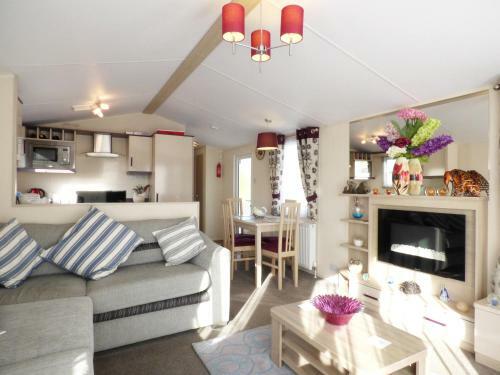 Morningside 33 At Southview Leisure Park