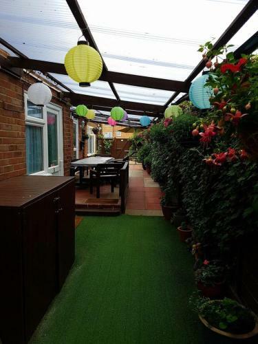 Hostal Beachdene Guest House