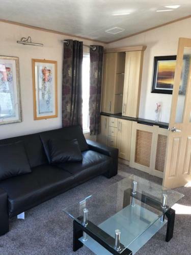 Gold Standard Caravan On South View Park