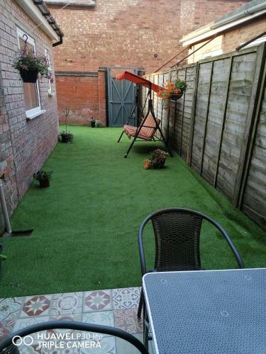 Pleasure Beach Apartment With Garden