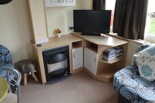 Golden Palm 6 Berth