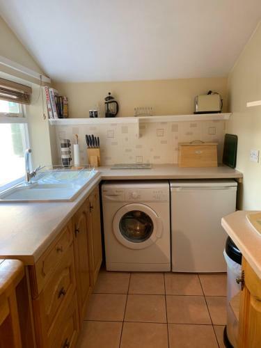Thisledo Holiday Cottage, Woodman Terrace, Skipton - Pet Friendly