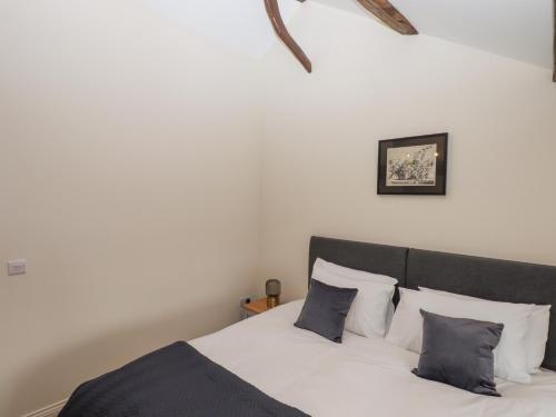 1 Grosvenor Farm Cottages