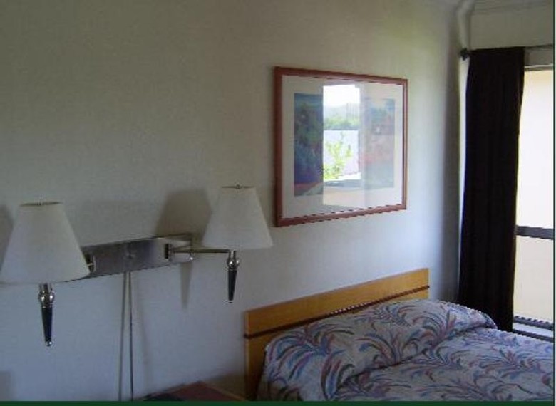 Motel Hillsdale Inn