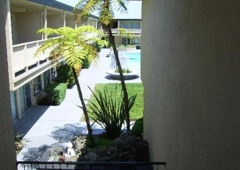 Motel Hillsdale Inn
