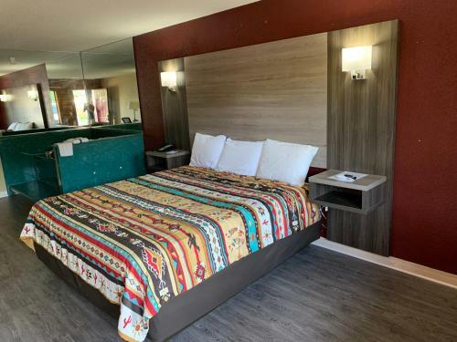 Motel Log Cabin Inn