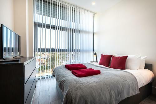 Apartamento ?onpoint -convenient 1 Bedroom Apt With Parking!?