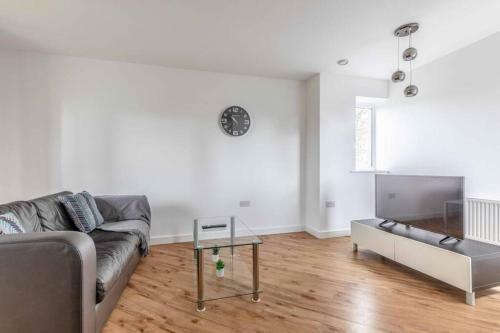 Apartamento 2 Bed/2 Bath & Free Parking - Langley/heathrow