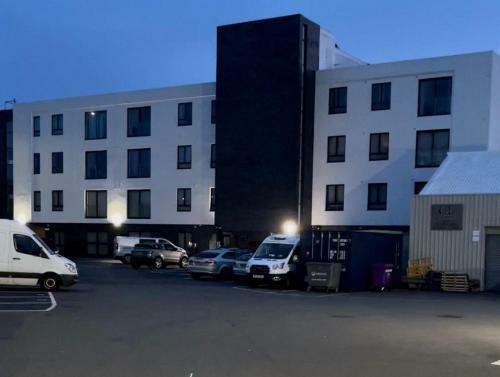 Apartamento Salt Hill Eton Windsor Heathrow 2 Bed 1 Bath Free Parking