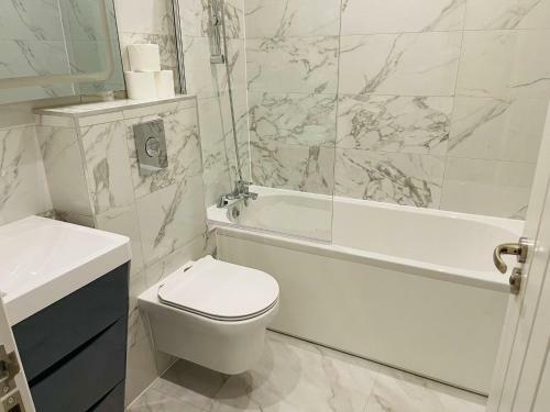 Apartamento Salt Hill Eton Windsor Heathrow 2 Bed 1 Bath Free Parking