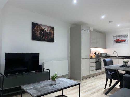 Roomotel - Streetsbrook Apartments