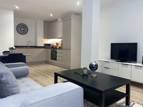 Roomotel - Streetsbrook Apartments