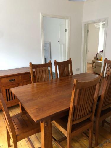 Comfortable Spacious 3 Bedroomed House Near Durham