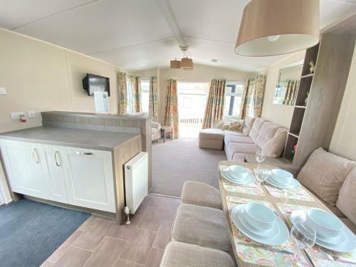 Dabbling Ducks - Pet Friendly