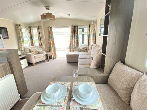 Dabbling Ducks - Pet Friendly