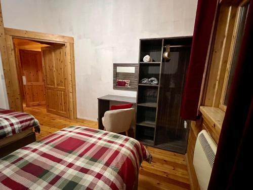 Tufty Lodge, Lake Pochard Lodge 9