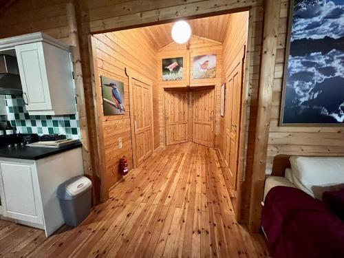 Tufty Lodge, Lake Pochard Lodge 9