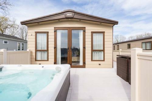 Thumper Lodge - Luxury Lodge With Hot Tub