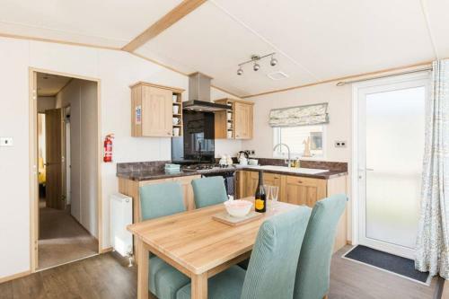 Thumper Lodge - Luxury Lodge With Hot Tub