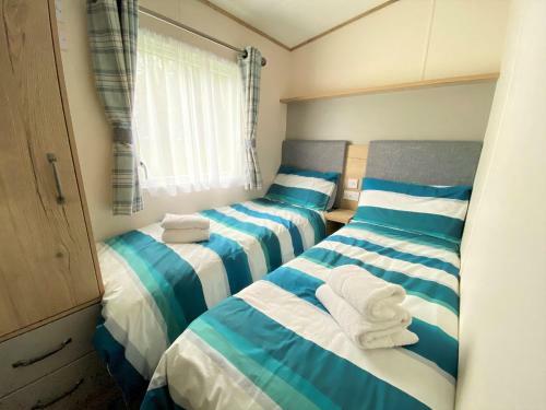 Goosewing Lakeside Lodge