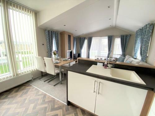 The Reeds Lodge - Pet Friendly
