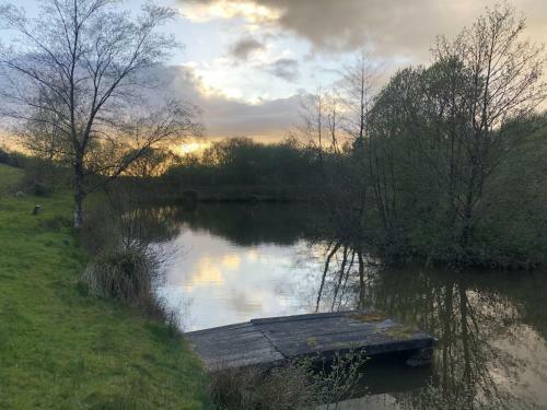 Enchanted Retreats At West Ford Devon