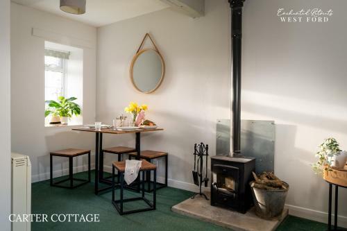 Enchanted Retreats At West Ford Devon