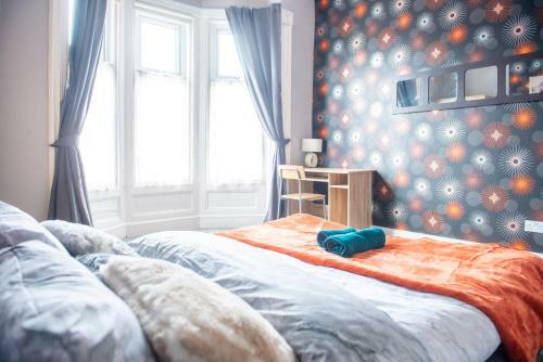 Delightful Central, Seaside Apartment-with Free Parking