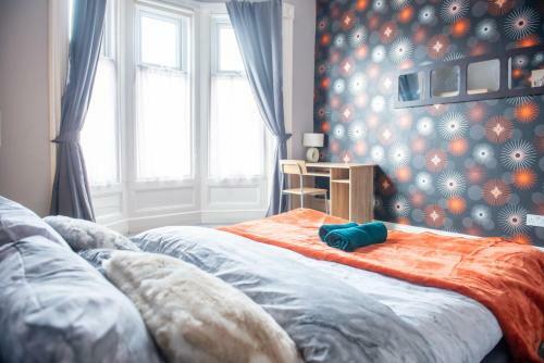 Delightful Central, Seaside Apartment-with Free Parking
