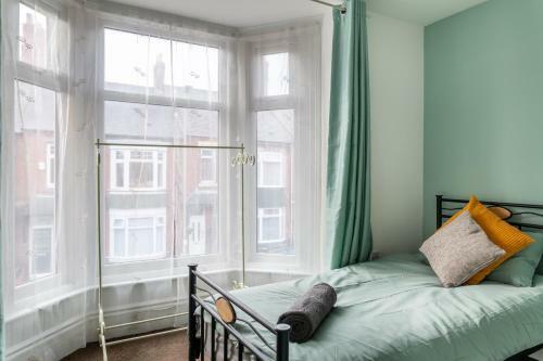 Coastal Luxury Apartment 3 Bedroom